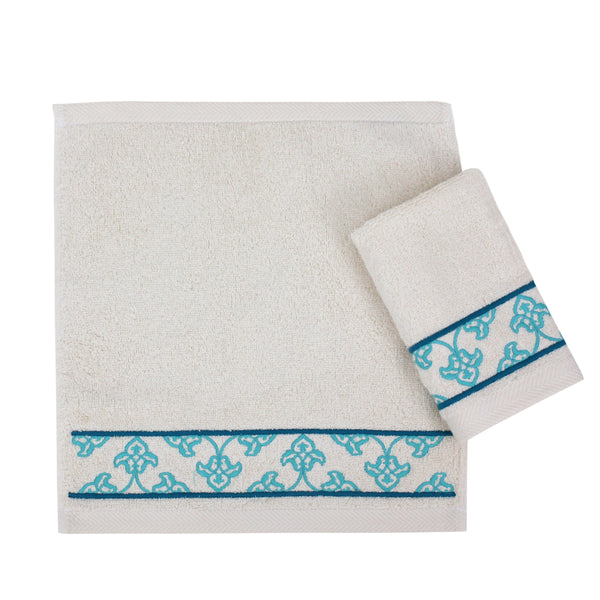 Lily Lace Guest Towel Set