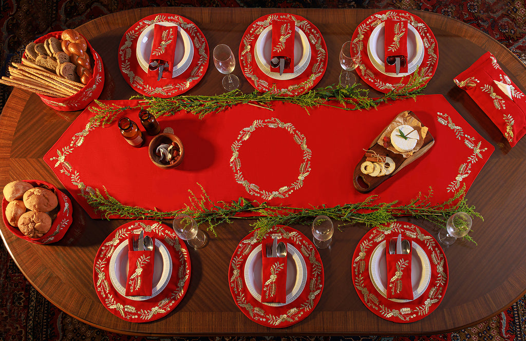 Winterberry Placemats Set