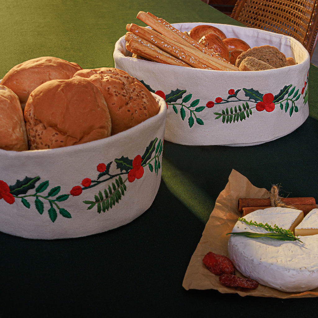 Winterberry Breadbasket