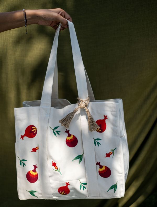 Pomegranate Breeze Beach Bag
