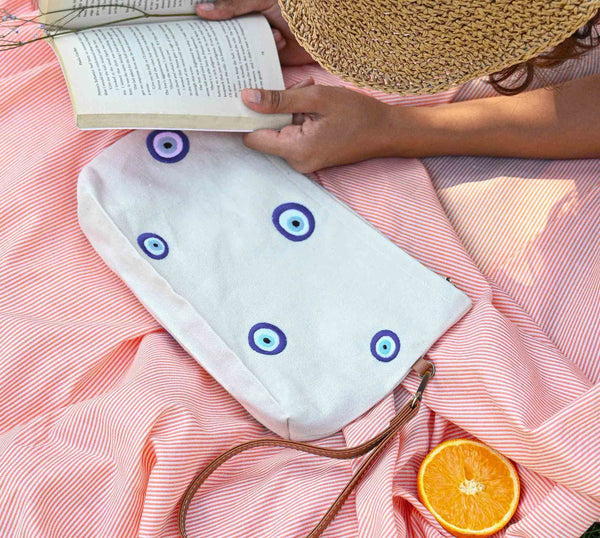 Nazar Pouch
